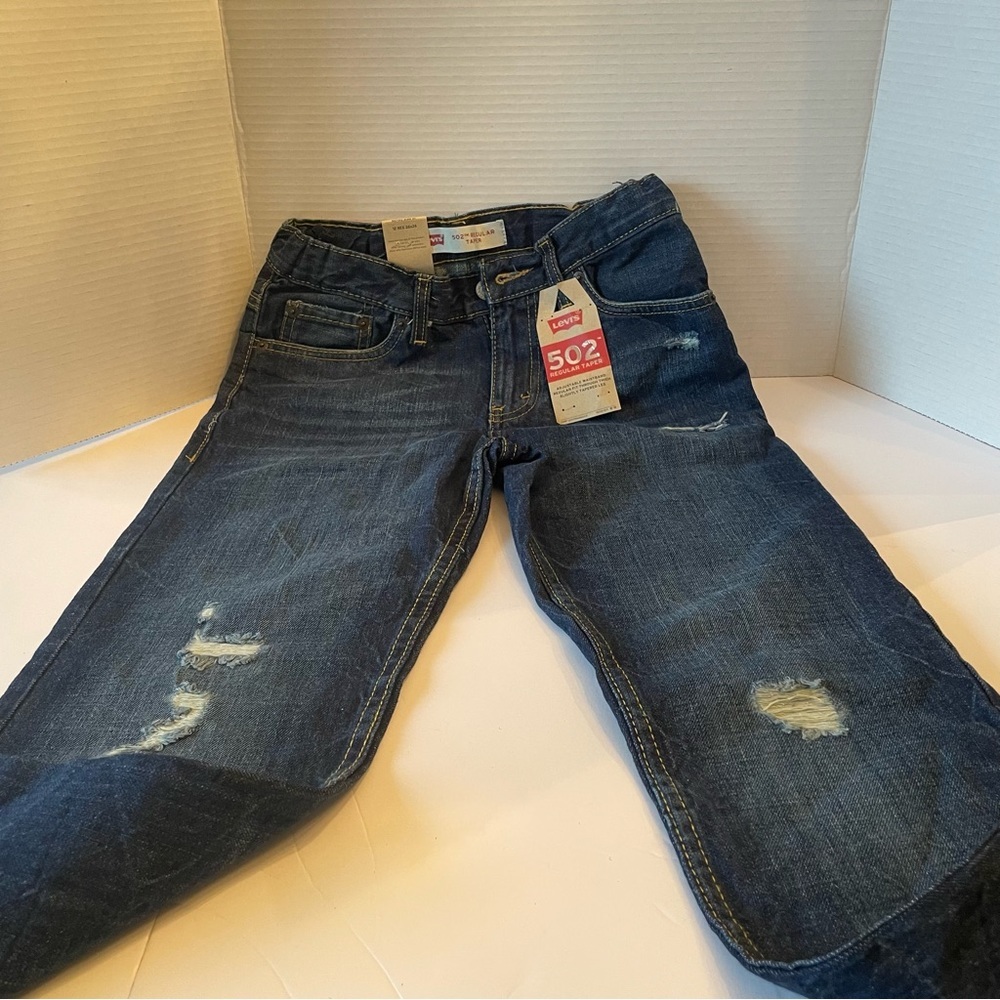 Levi’s NWT 502 Regular Taper Kids 👖 jeans